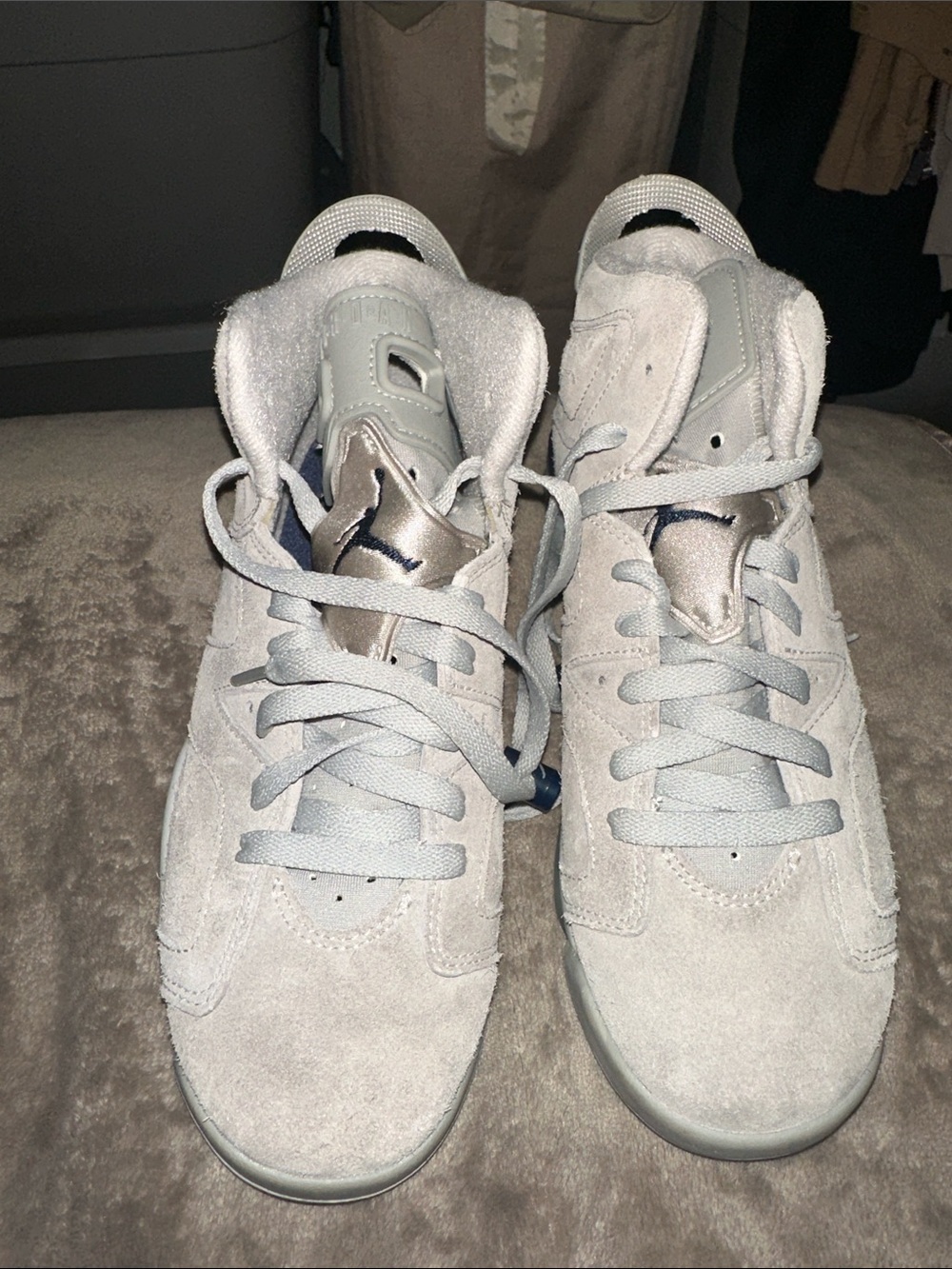 Jordan Kids Suede Sneakers in Light Gray and Silver